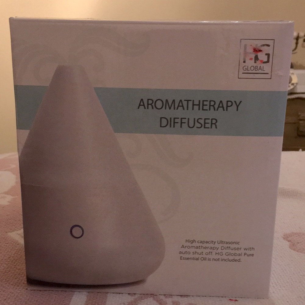 Aromatherapy Diffuser - New in the box.